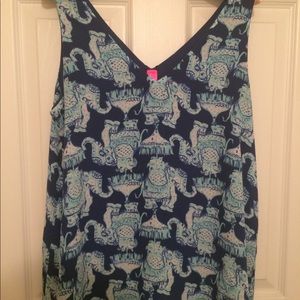 Medium Lilly Pulitzer Reversible V-Neck top
